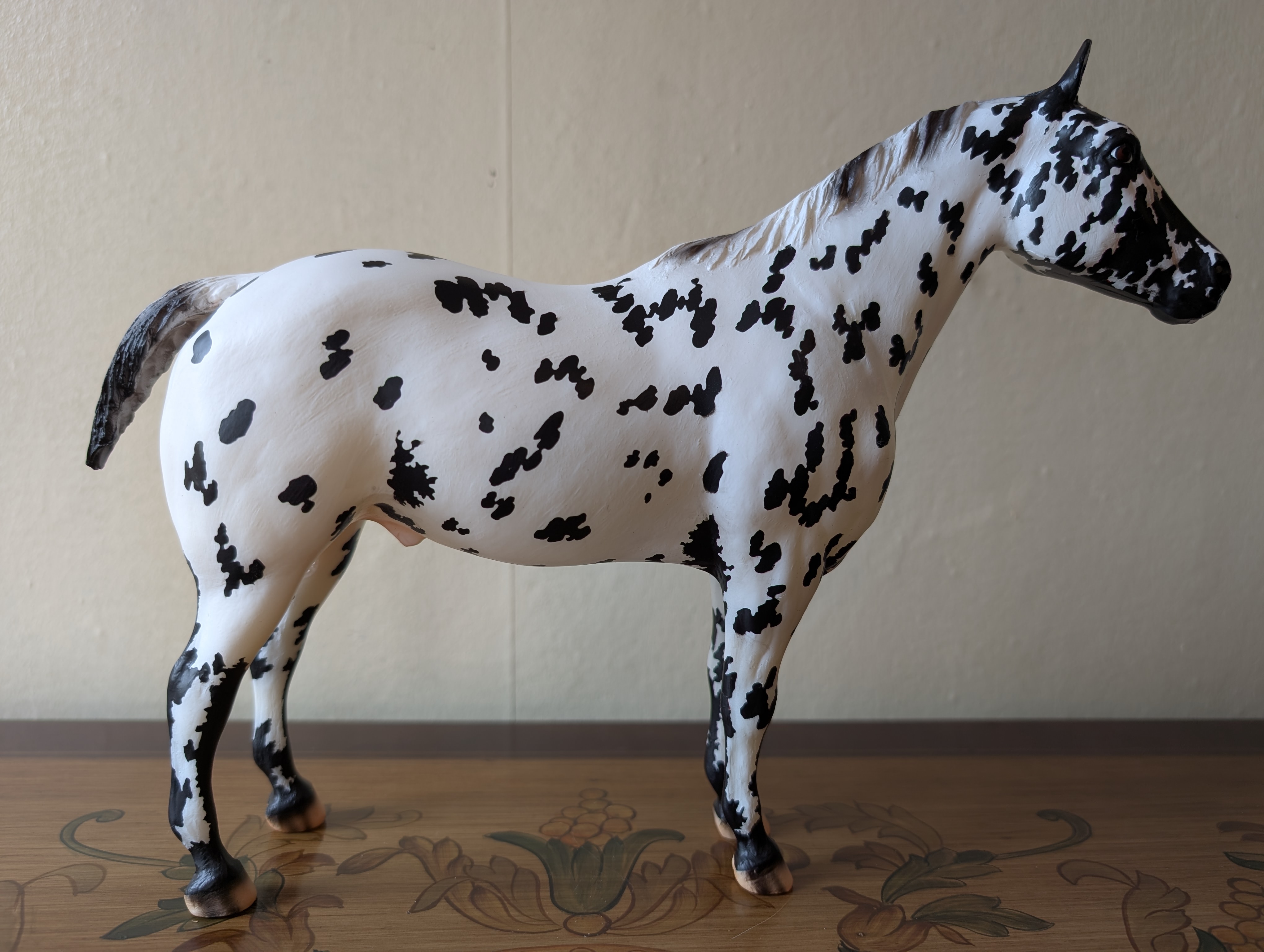 Cooper w/ bareback saddle set